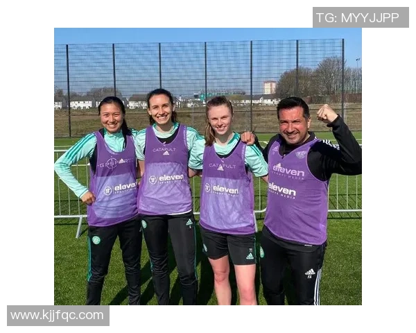 女足球星与贝爷的传奇人生与挑战解析